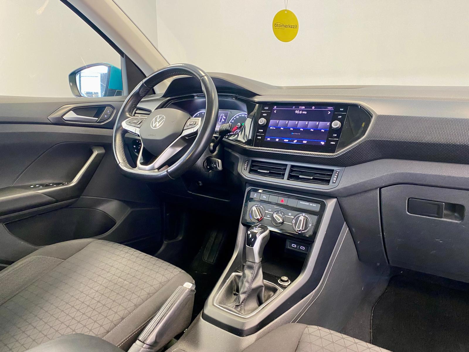 VOLKSWAGEN T-CROSS 20